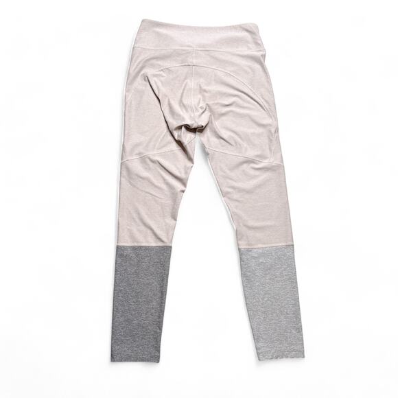 Outdoor Voices 7/8 Dipped Warmup Leggings Tan Cream Gray Color Block Medium - Picture 2 of 8